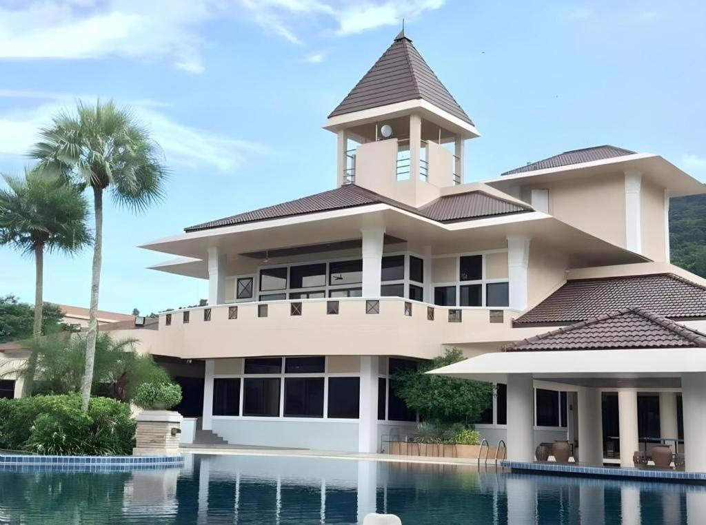 Royal Hills Golf Resort & Spa Nakhon Nayok Dış mekan fotoğraf